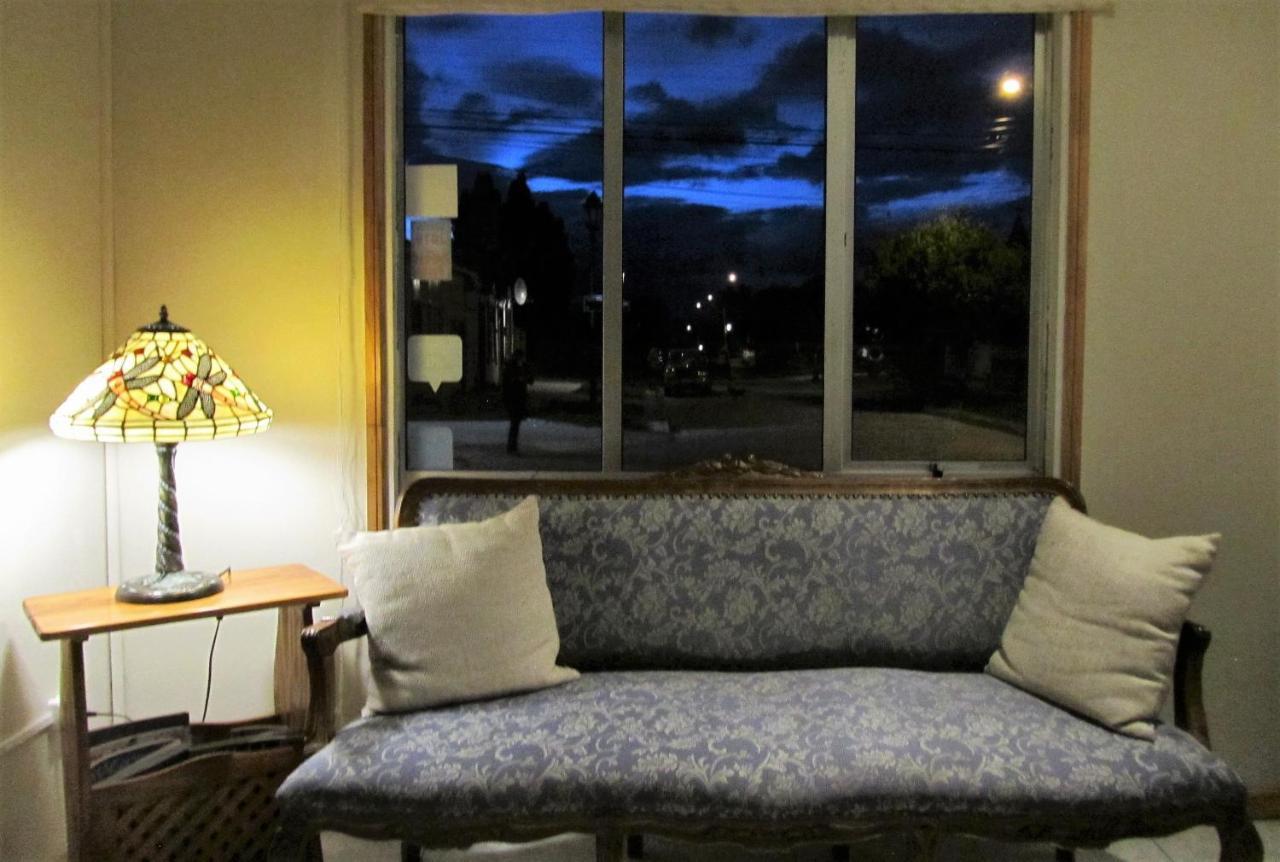 Patagonia Swiss House Hotel Puerto Natales Exterior photo