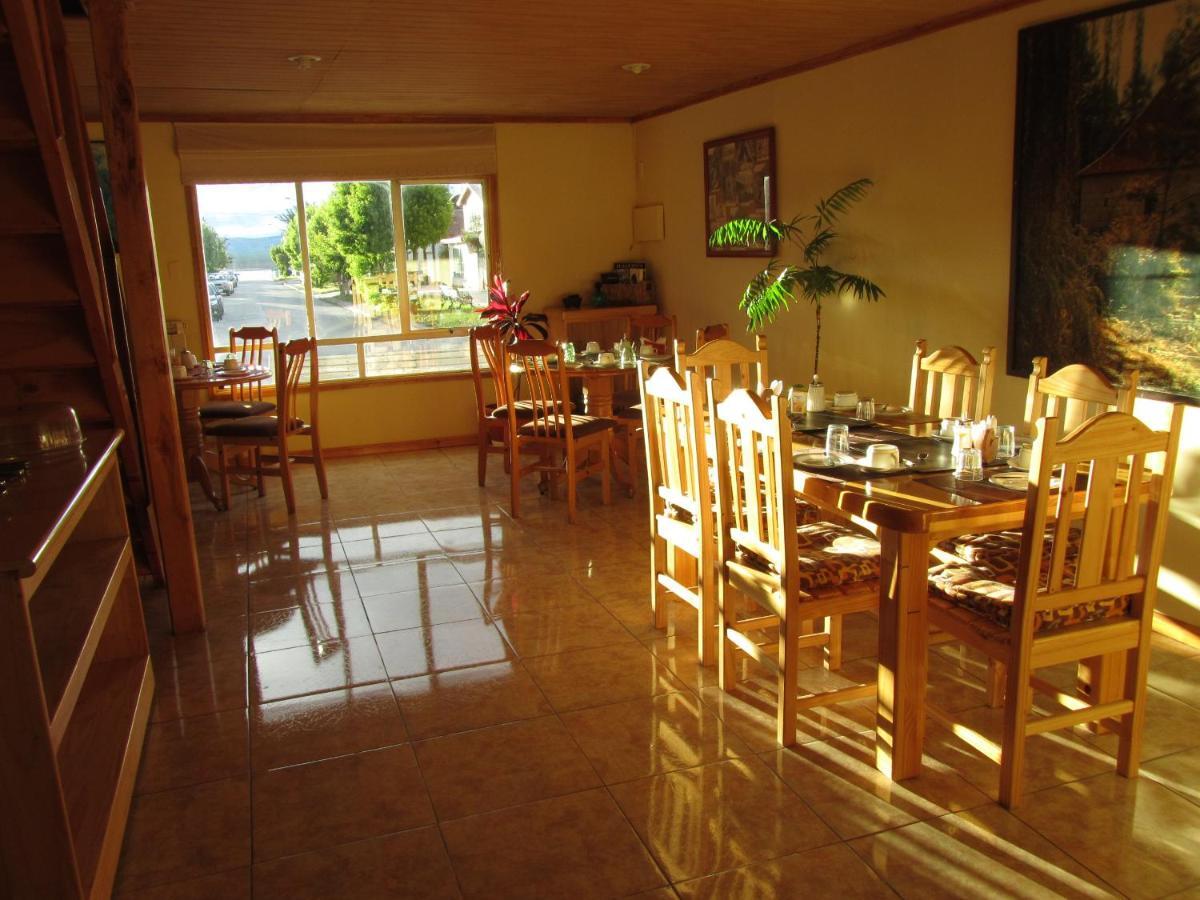 Patagonia Swiss House Hotel Puerto Natales Exterior photo